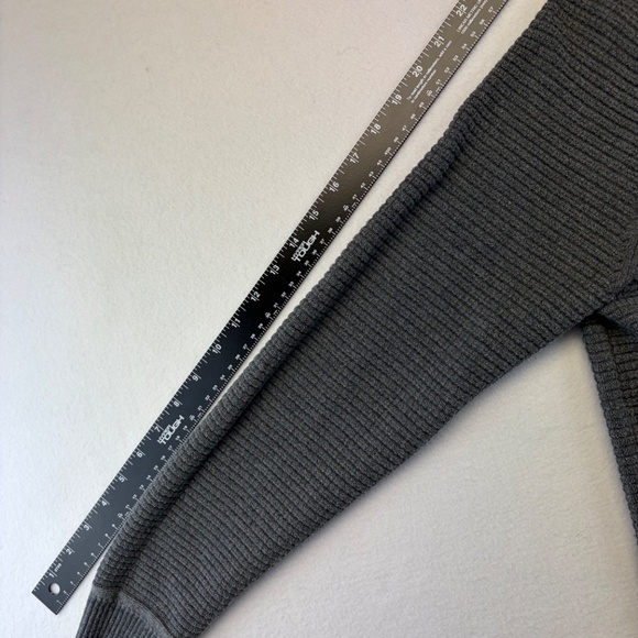 G.H. Bass & Co Gray Men’s Sweater 3 Button 1/4 Button Mock Neck Medium Cotton - Picture 10 of 11